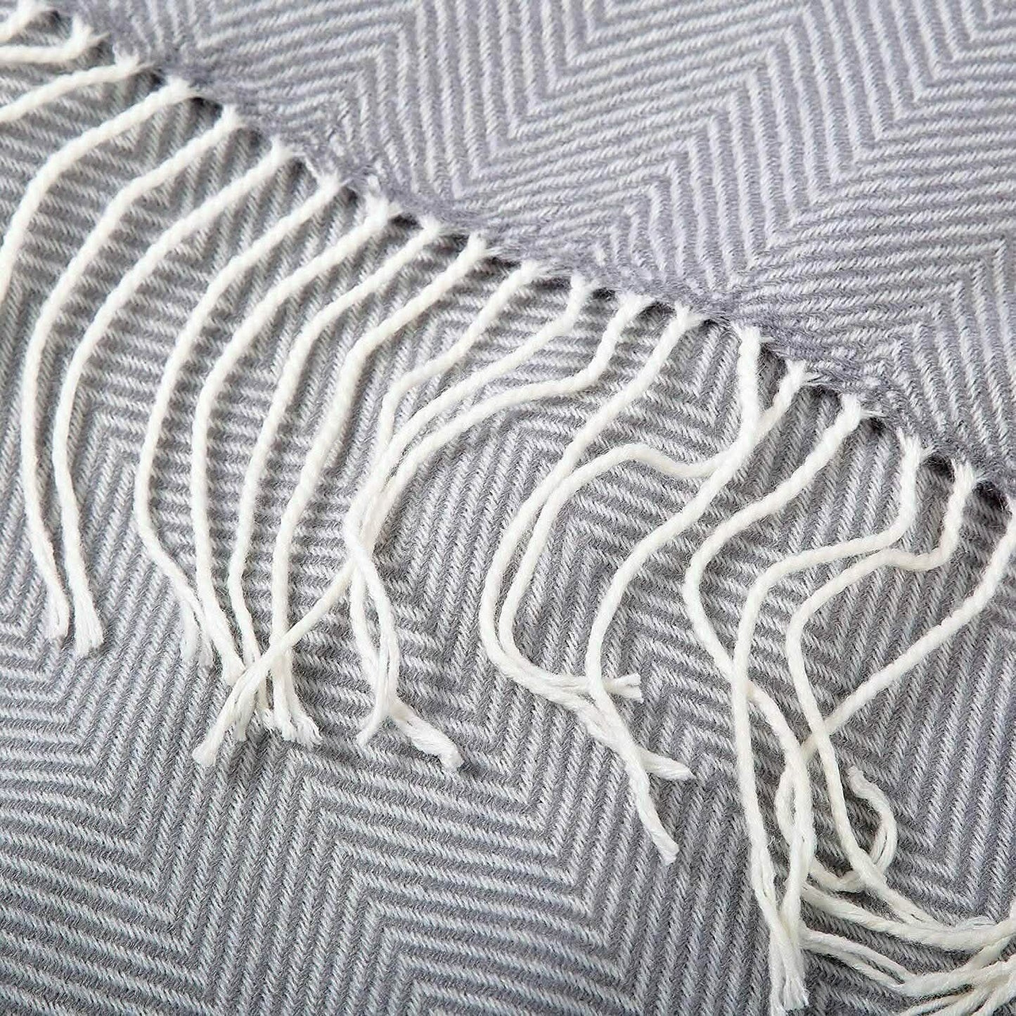 Wisley Home 100% Acrylic Chevron Pattern Throw