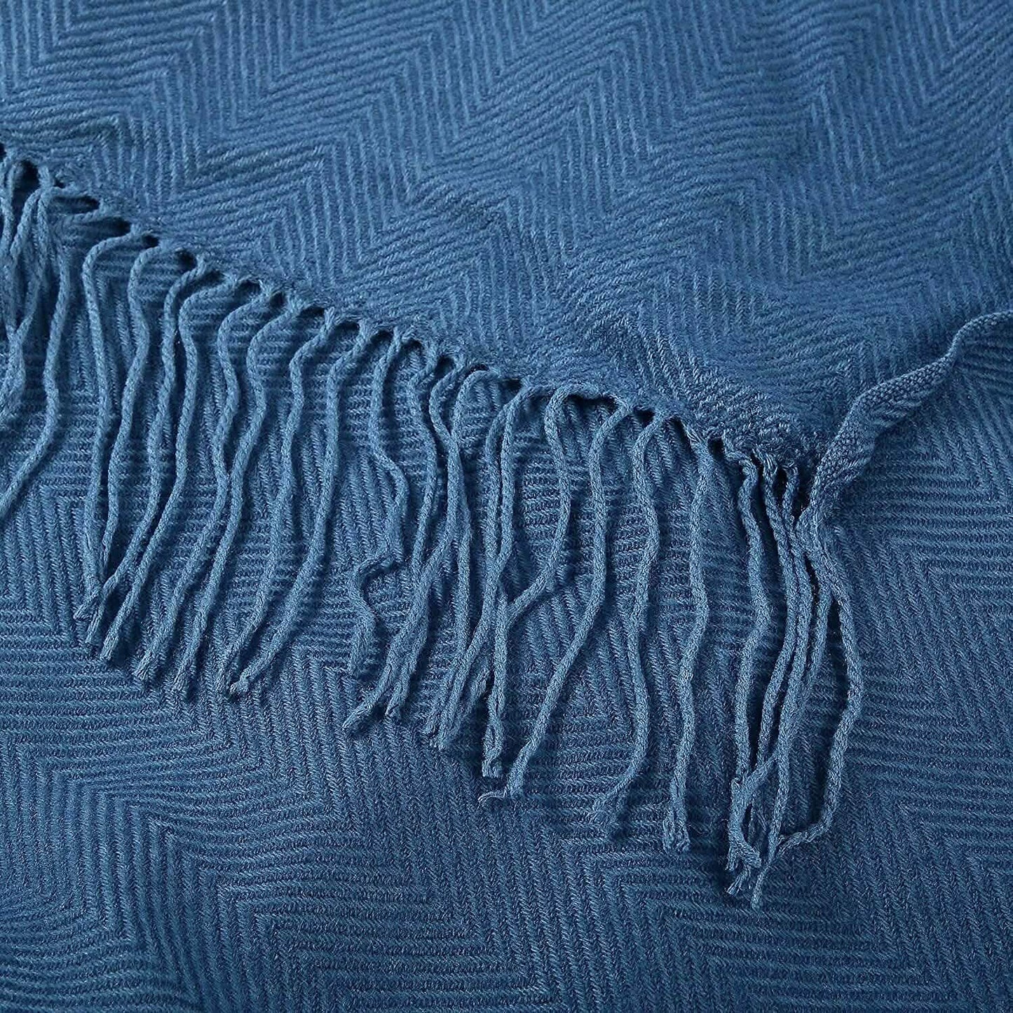 Wisley Home 100% Acrylic Chevron Pattern Throw