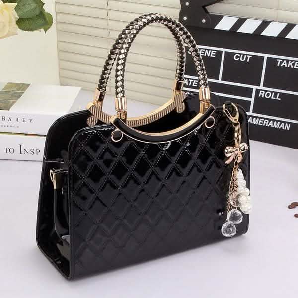 Women's Large Capacity Pendant Handbags