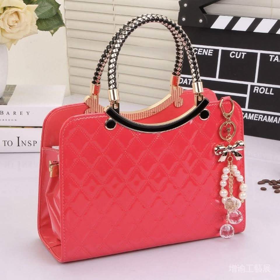 Women's Large Capacity Pendant Handbags