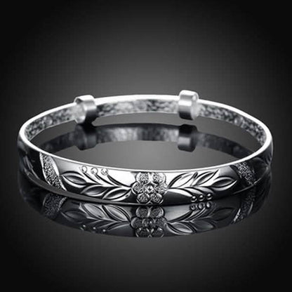 Women's Silver Plated Floral Ingrain Design Bangle