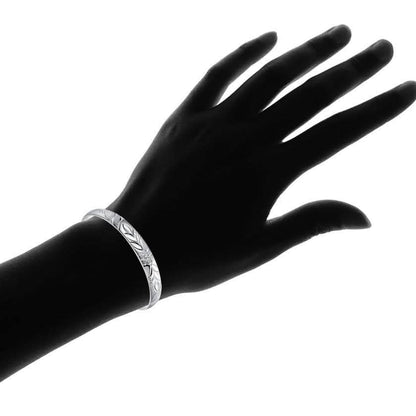 Women's Silver Plated Floral Ingrain Design Bangle