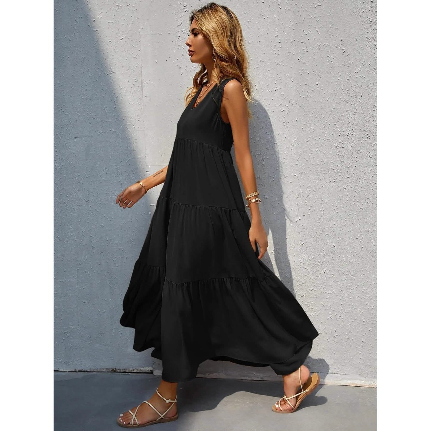 Women's V-neck Ruffle Hem Solid Dress