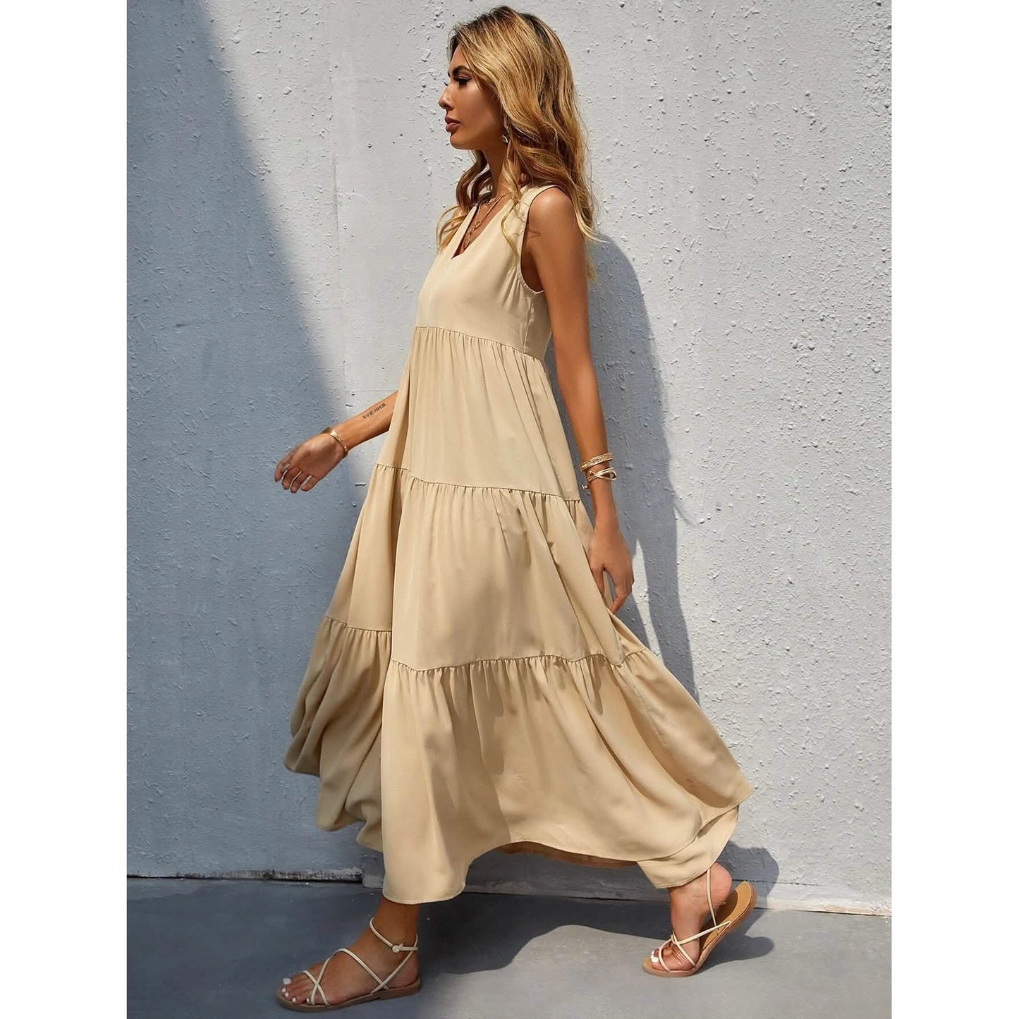 Women's V-neck Ruffle Hem Solid Dress
